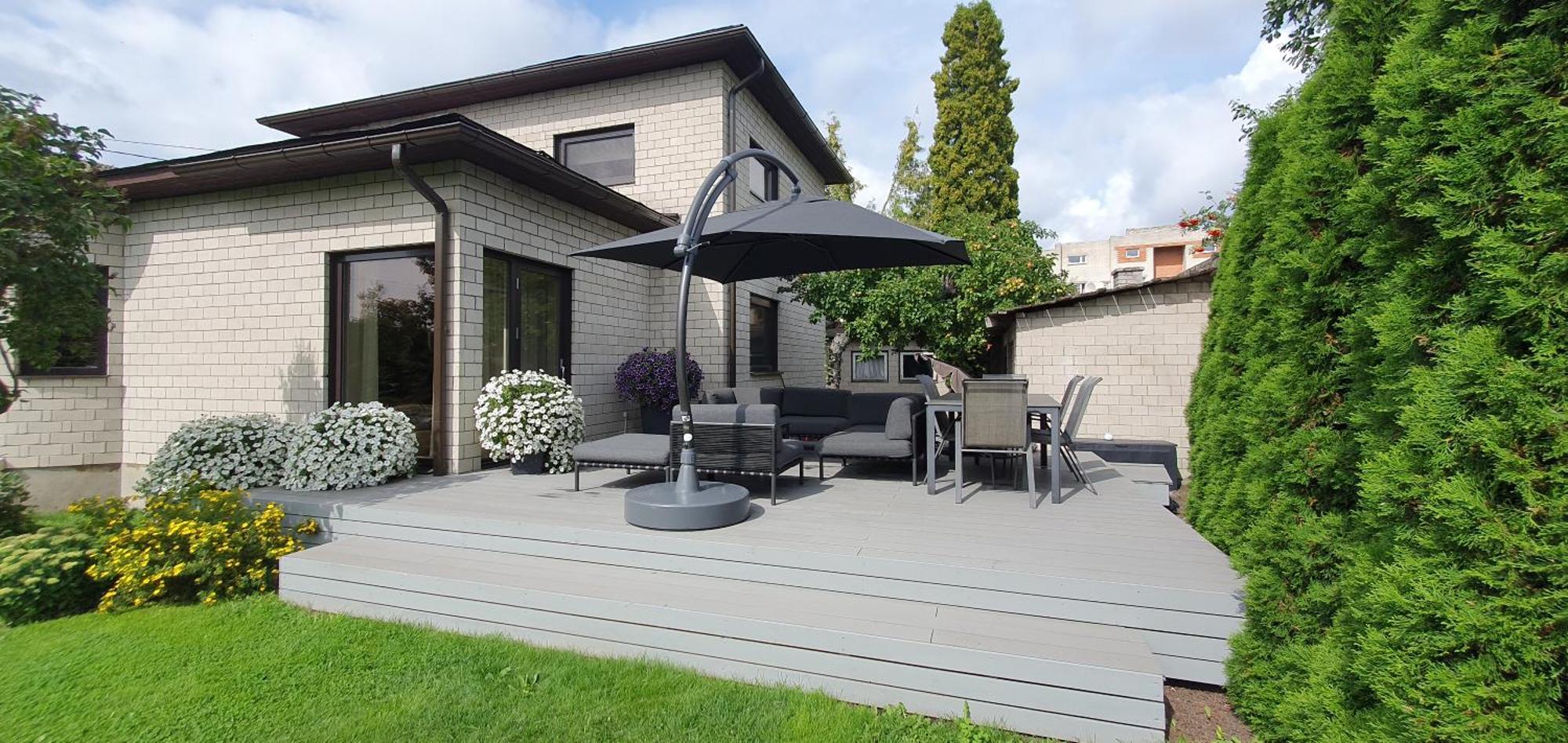 Elly House Villa Hapsal Exteriör bild